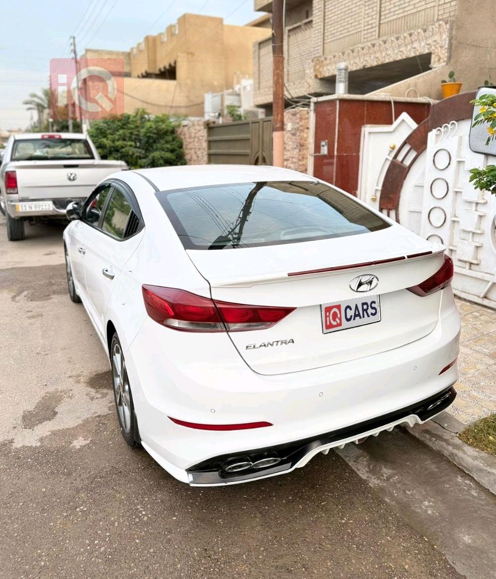 هيونداي النترا